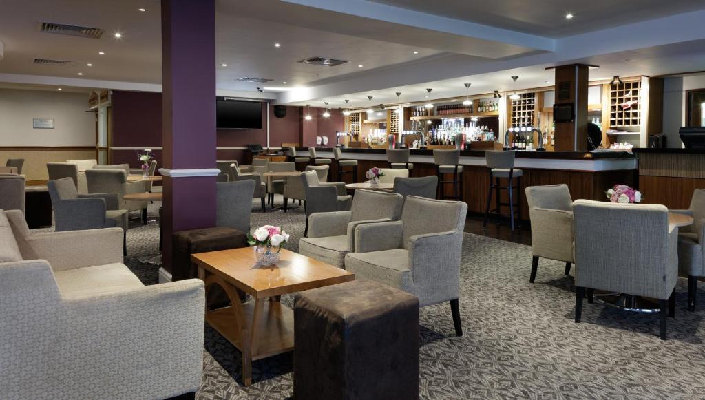 Delta Hotels By Marriott Warwick Warwick  Exterior foto