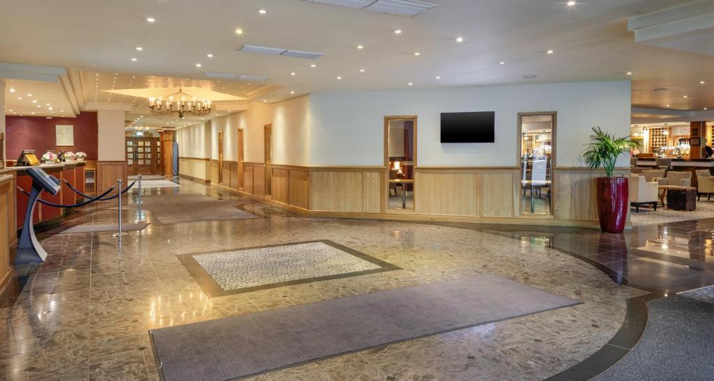 Delta Hotels By Marriott Warwick Warwick  Exterior foto