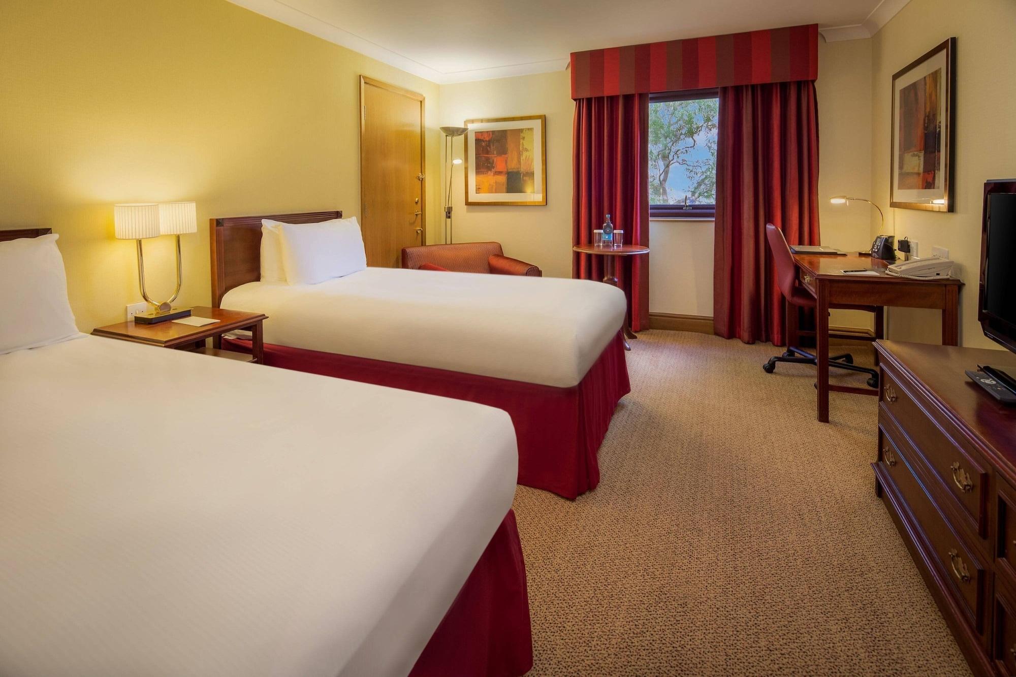 Delta Hotels By Marriott Warwick Warwick  Exterior foto