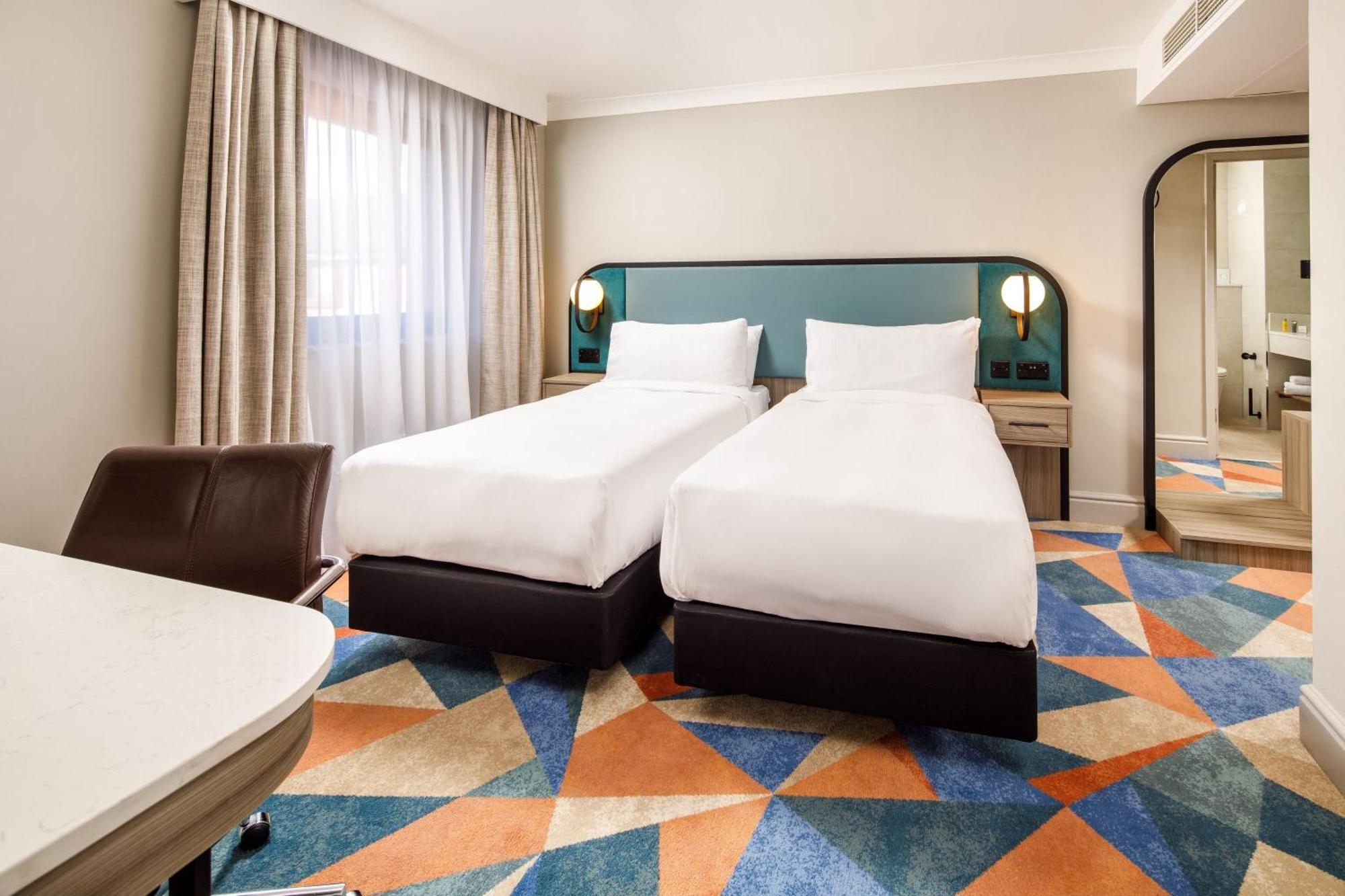 Delta Hotels By Marriott Warwick Warwick  Exterior foto